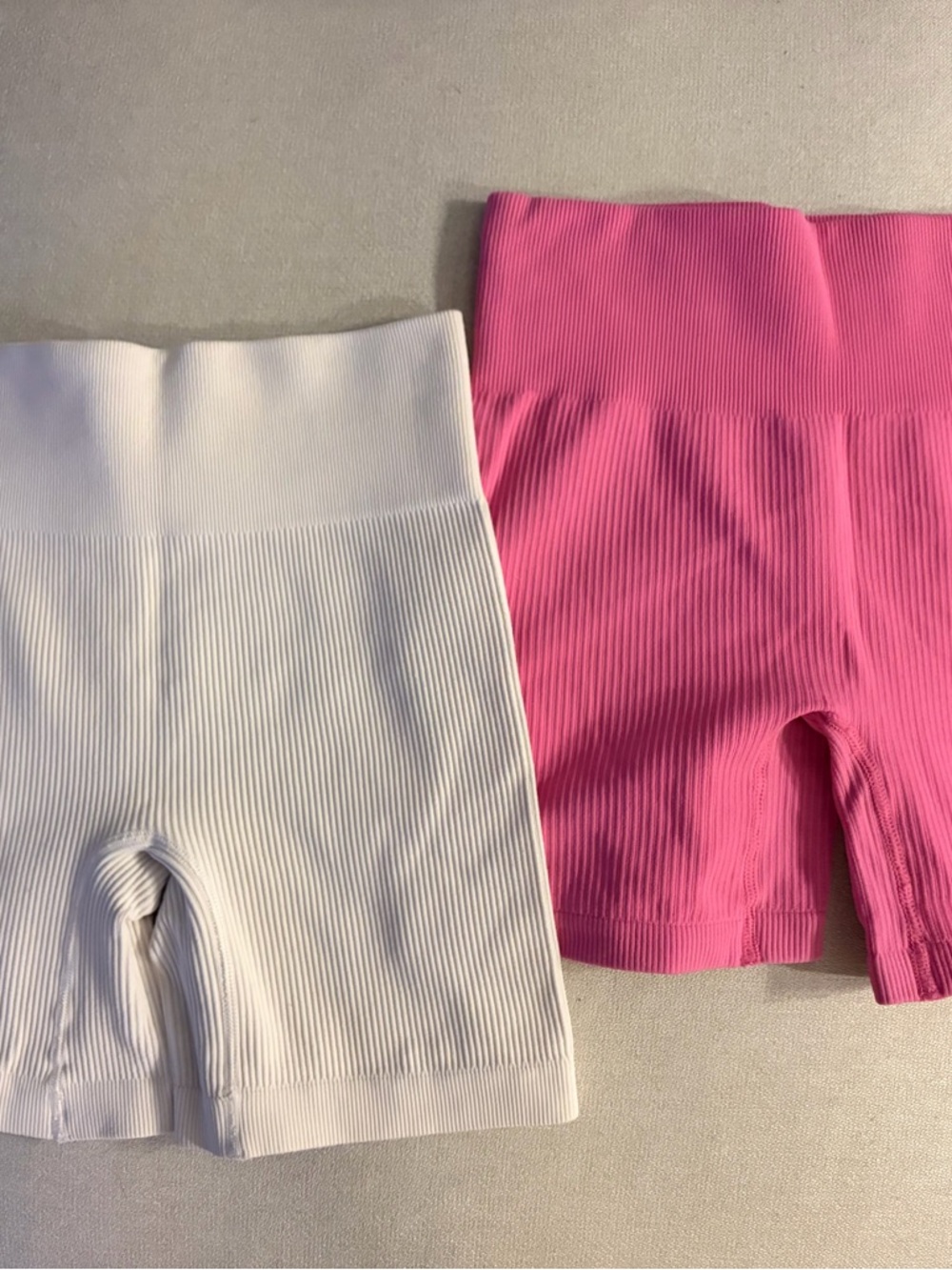 High-Waist Ribbed Bike Shorts in White and Pink